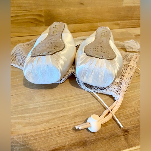 Sansha Pointe Shoes Ballet Toe Shoes - Picture 4 of 11